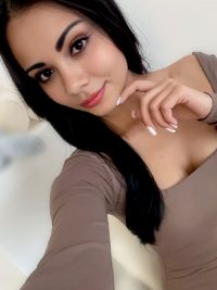 Sexy Mehlrose Escort Ladie Duisburg 4